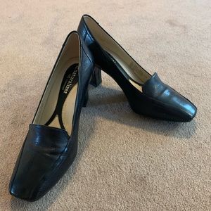 Naturalizer black shoes